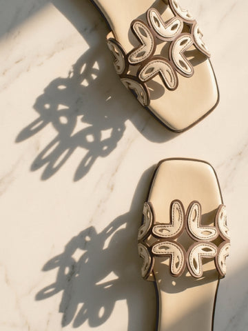 Bloom (Beige)